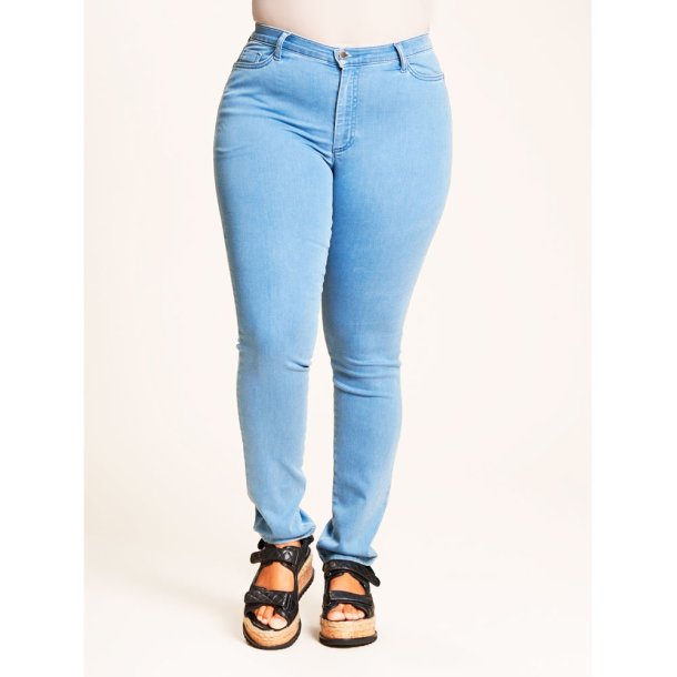 Ashley Jeans 099717
