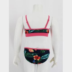 Pige Anna Bikini