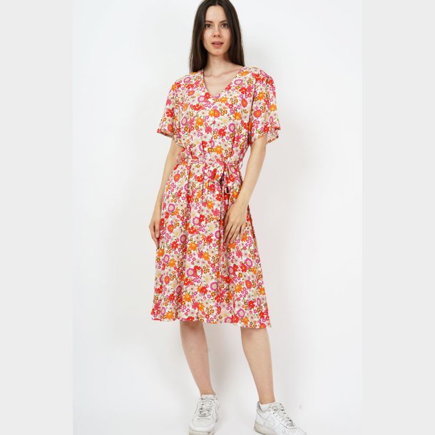 Regitse Blomstret Kjole