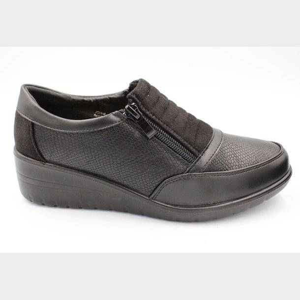 Silvia Komfortsko M/Lynls