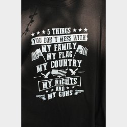 US T-Shirt 5 Things