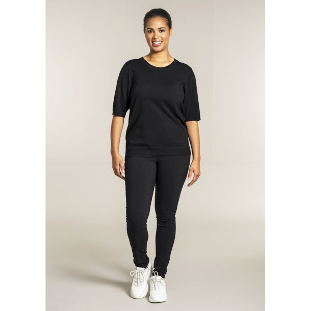 Helsinki Strik T-Shirt